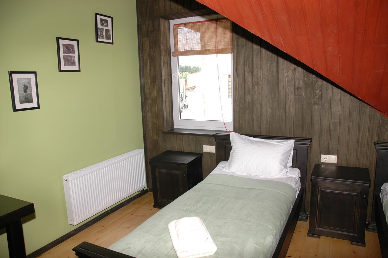Guest House Лвив Екстериор снимка