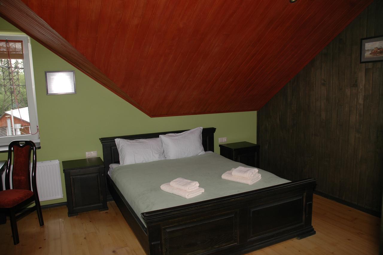Guest House Лвив Екстериор снимка