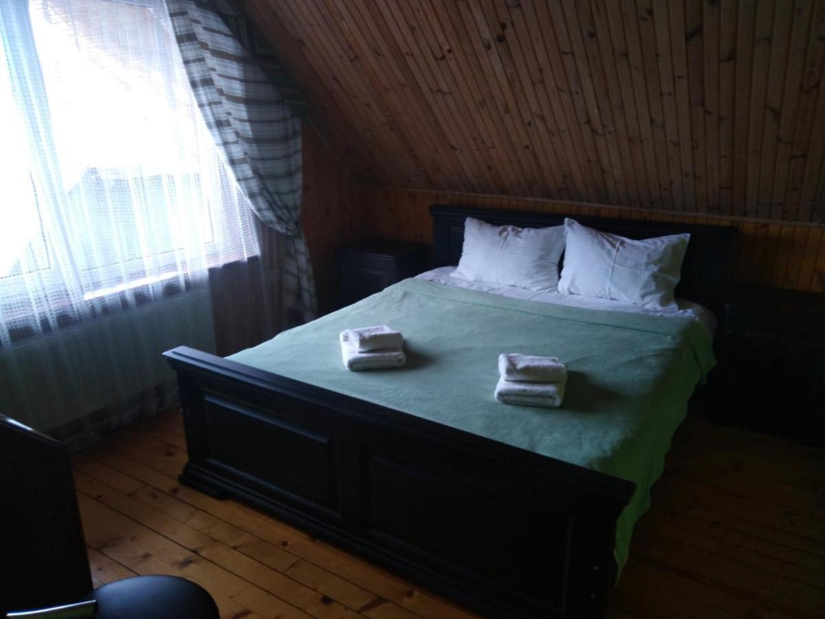 Guest House Лвив Екстериор снимка